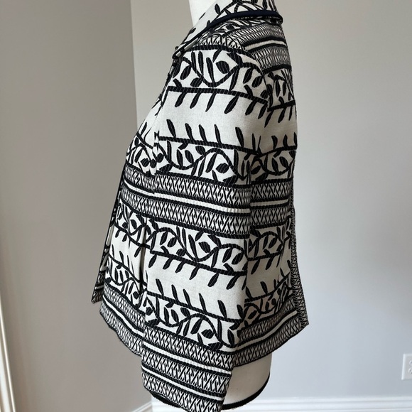 Tory Burch Tweed embroidered jacket with back details black and white size 4 - Picture 9 of 14
